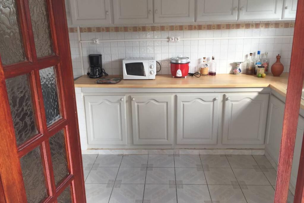Logement En Pleine Verdure Tropicale -10 Min Plage Le Morne-Rouge Luaran gambar