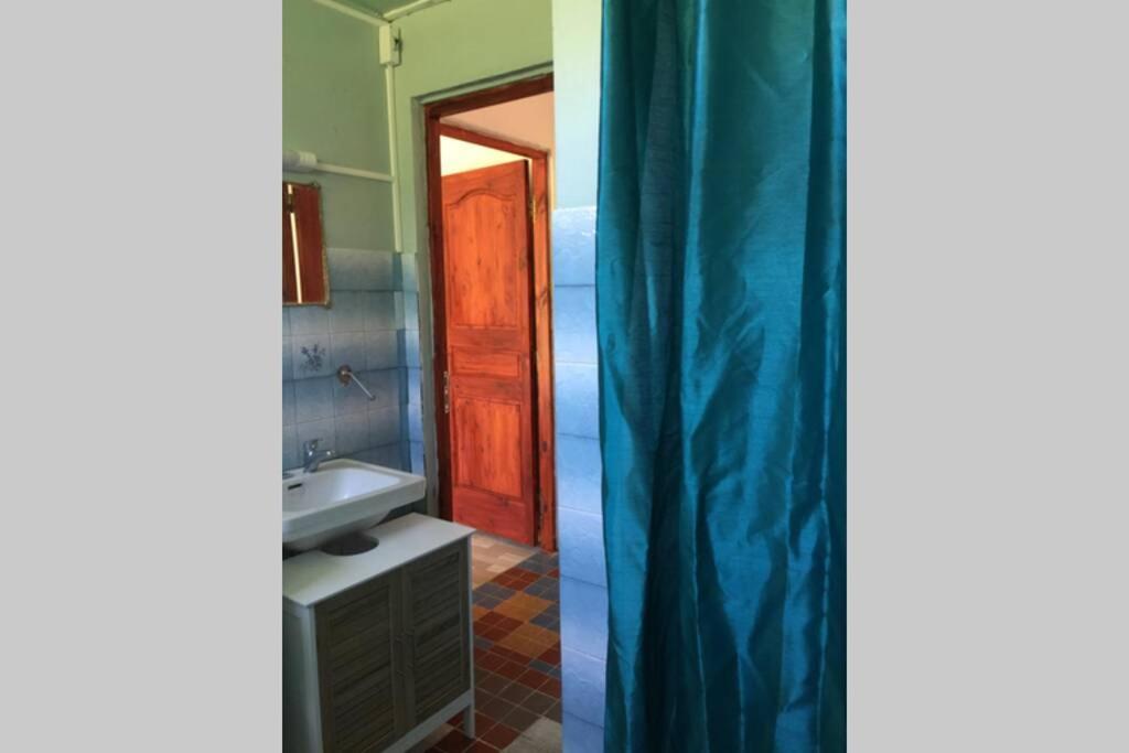 Logement En Pleine Verdure Tropicale -10 Min Plage Le Morne-Rouge Luaran gambar